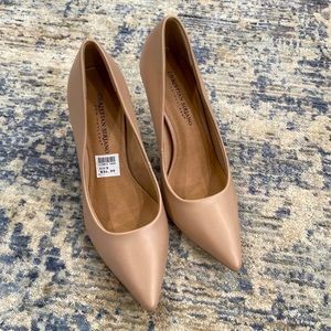Christian Siriano Nude Pumps Size 9 - New with tag!